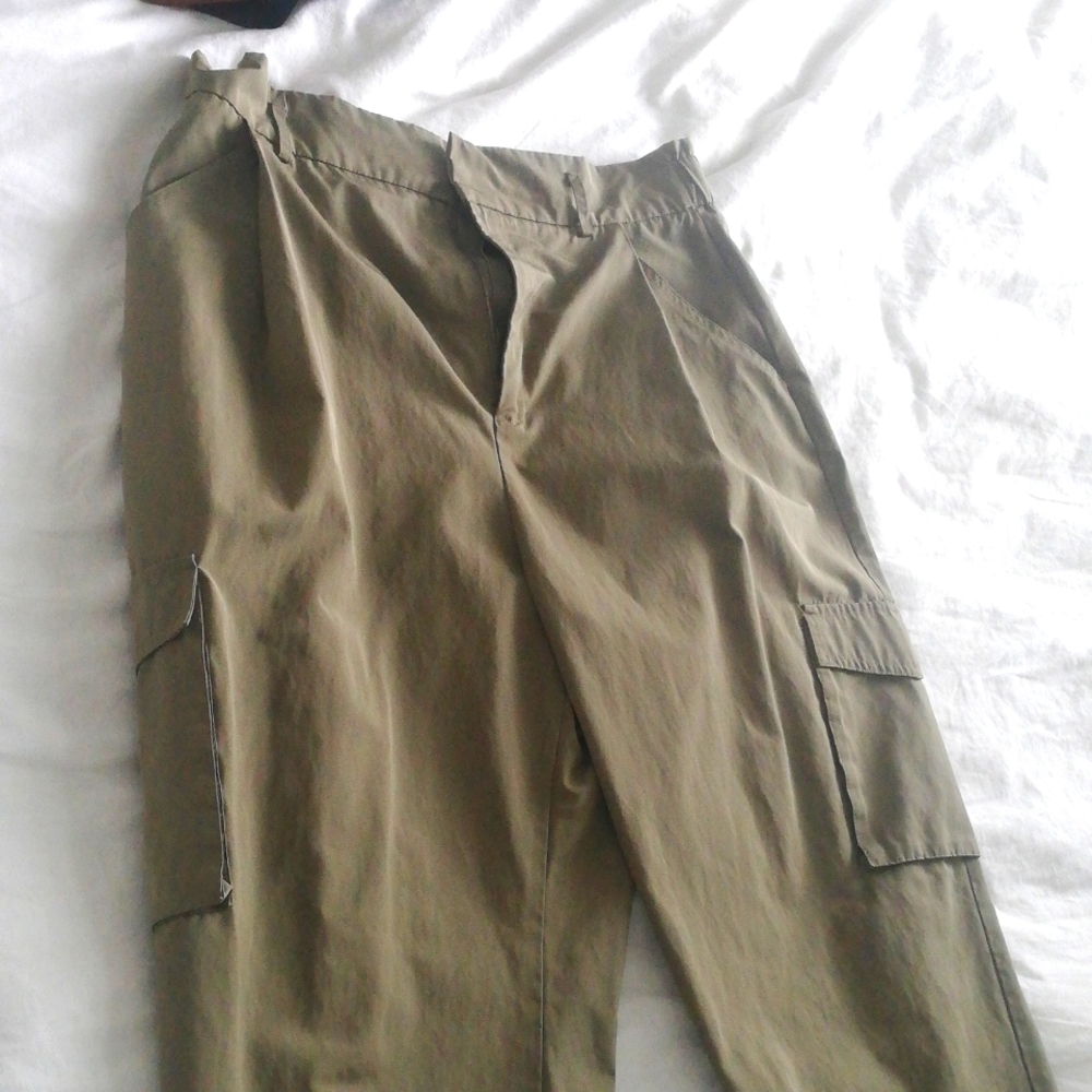 XL green Zara's pants